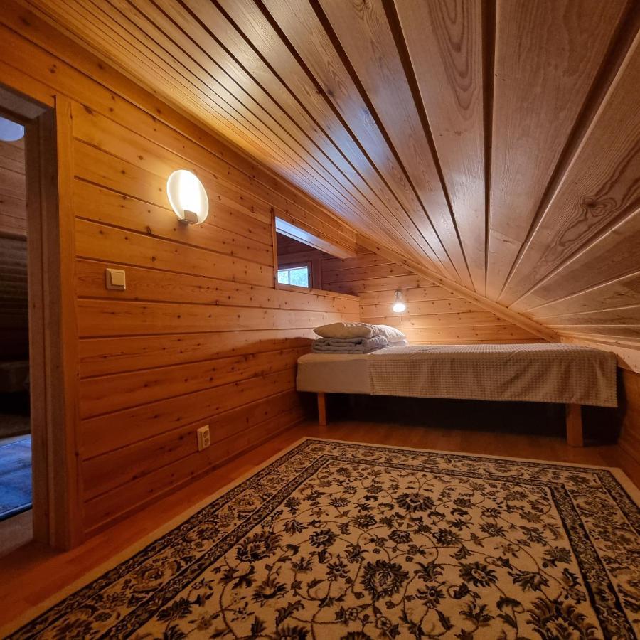 Revontulen Tupa Villa Kaamanen Екстериор снимка